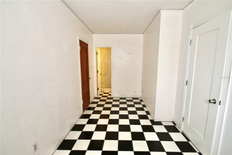 House in Orlando, Florida 3 bedrooms, 232.81 sq.m. № 1622594 - photo 18