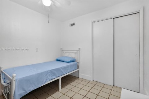 Купить виллу или дом в Хайалиа, Флорида 5 спален, 211.82м2, № 2060931 - фото 17