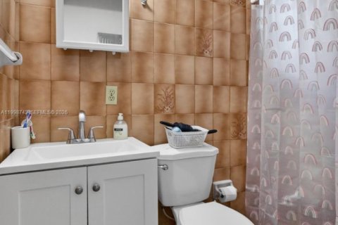 Купить виллу или дом в Хайалиа, Флорида 5 спален, 211.82м2, № 2060931 - фото 19