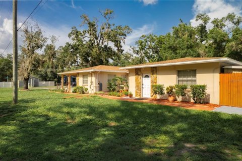 Villa ou maison à vendre à Tampa, Floride: 4 chambres, 193.79 m2 № 2236415 - photo 12