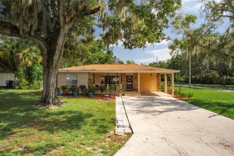 Villa ou maison à vendre à Tampa, Floride: 4 chambres, 193.79 m2 № 2236415 - photo 2