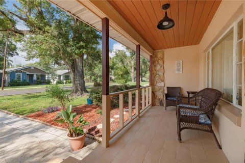 Villa ou maison à vendre à Tampa, Floride: 4 chambres, 193.79 m2 № 2236415 - photo 9