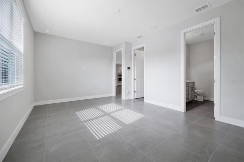 Casa en alquiler en Orlando, Florida, 3 dormitorios, 199.18 m2 № 1885782 - foto 21