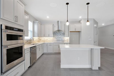 House in PINEWOOD RESERVE in Orlando, Florida 3 bedrooms, 199.18 sq.m. № 1885782 - photo 6