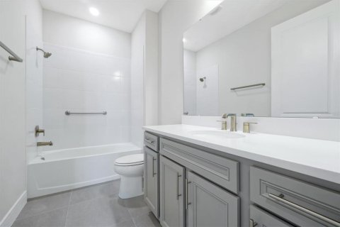 Casa en alquiler en Orlando, Florida, 3 dormitorios, 199.18 m2 № 1885782 - foto 24