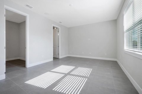 Casa en alquiler en Orlando, Florida, 3 dormitorios, 199.18 m2 № 1885782 - foto 20