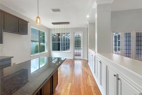 House in Tampa, Florida 4 bedrooms, 284.84 sq.m. № 1336808 - photo 15
