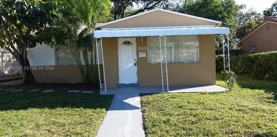 Casa en Hollywood, Florida 2 dormitorios, 156.26 m2 № 2030570