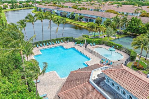 Townhouse in Riviera Beach, Florida 2 bedrooms, 94.95 sq.m. № 1858859 - photo 19