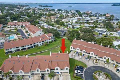 Townhouse in Dunedin, Florida 3 bedrooms, 194.72 sq.m. № 2199387 - photo 26