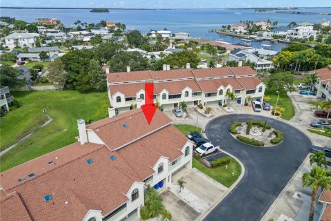 Townhouse in Dunedin, Florida 3 bedrooms, 194.72 sq.m. № 2199387 - photo 27