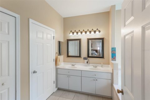 Casa en venta en Leesburg, Florida, 3 dormitorios, 169.64 m2 № 1899739 - foto 16