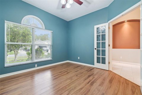 Villa ou maison à louer à Orlando, Floride: 3 chambres, 191.56 m2 № 2119668 - photo 9