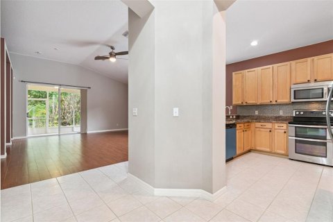 Villa ou maison à louer à Orlando, Floride: 3 chambres, 191.56 m2 № 2119668 - photo 11