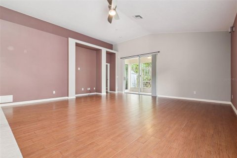 Villa ou maison à louer à Orlando, Floride: 3 chambres, 191.56 m2 № 2119668 - photo 15