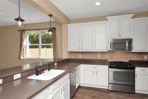 Casa en alquiler en Winter Garden, Florida, 4 dormitorios, 189.8 m2 № 2142792 - foto 9