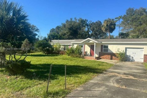 Купить виллу или дом в Порт-Оранж, Флорида 3 спальни, № 1968596 - фото 2