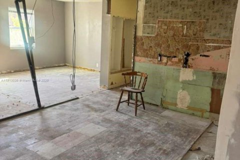 Купить виллу или дом в Порт-Оранж, Флорида 3 спальни, № 1968596 - фото 19