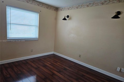 House in Kissimmee, Florida 3 bedrooms, 123.19 sq.m. № 1688726 - photo 13