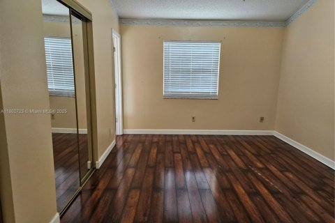 House in Kissimmee, Florida 3 bedrooms, 123.19 sq.m. № 1688726 - photo 8