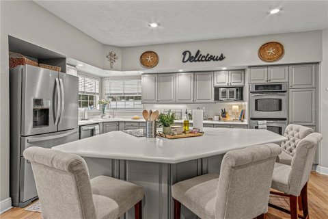 Casa en venta en Port Orange, Florida, 5 dormitorios, 404.22 m2 № 2212172 - foto 2