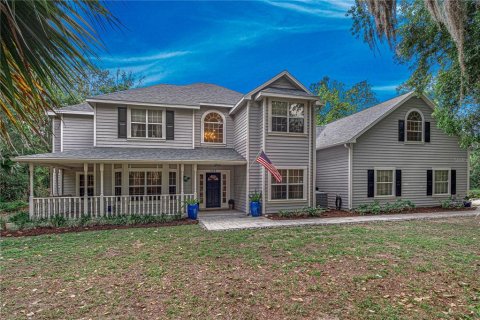 House in Port Orange, Florida 5 bedrooms, 404.22 sq.m. № 2212172