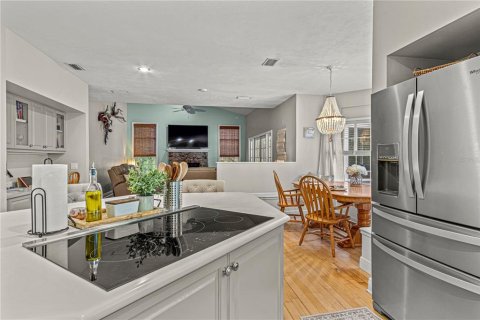 Casa en venta en Port Orange, Florida, 5 dormitorios, 404.22 m2 № 2212172 - foto 20
