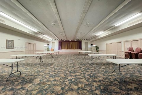 Condo in Margate, Florida, 2 bedrooms  № 2032721 - photo 20