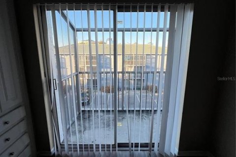 Condominio en alquiler en Altamonte Springs, Florida, 1 dormitorio, 46.08 m2 № 2142625 - foto 10