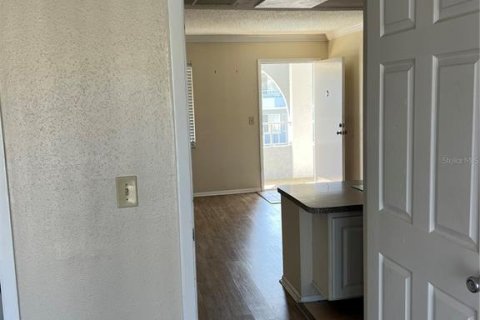 Condominio en alquiler en Altamonte Springs, Florida, 1 dormitorio, 46.08 m2 № 2142625 - foto 2