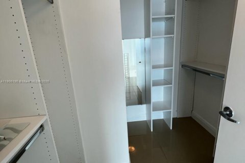 Copropriété à louer à Miami, Floride: 1 chambre, 66.43 m2 № 1966273 - photo 11