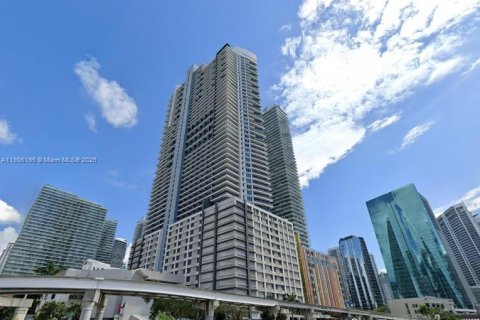 Copropriété à louer à Miami, Floride: 1 chambre, 66.43 m2 № 1966273 - photo 1