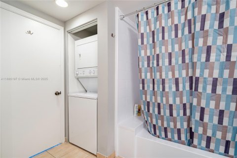 Copropriété à louer à Miami, Floride: 1 chambre, 76.27 m2 № 1932360 - photo 29