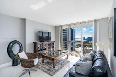 Copropriété à louer à Miami, Floride: 1 chambre, 76.27 m2 № 1932360 - photo 10