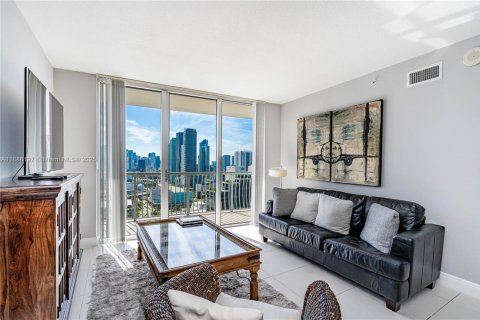 Copropriété à louer à Miami, Floride: 1 chambre, 76.27 m2 № 1932360 - photo 17