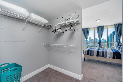 Condo à Miami, Floride, 1 chambre  № 1932360