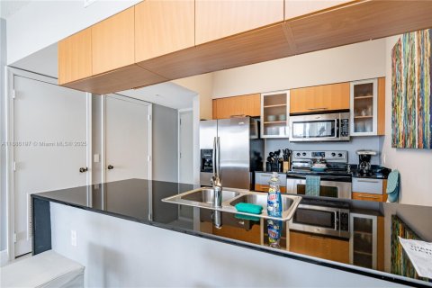 Copropriété à louer à Miami, Floride: 1 chambre, 76.27 m2 № 1932360 - photo 7