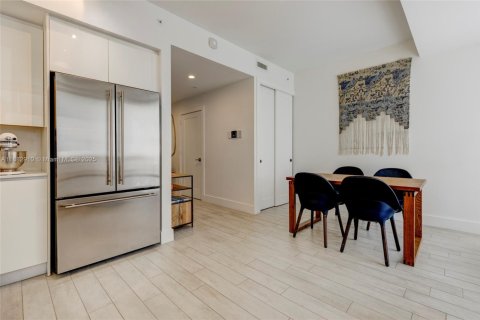 Townhouse in Miami Beach, Florida 4 bedrooms, 232.63 sq.m. № 1931985 - photo 7