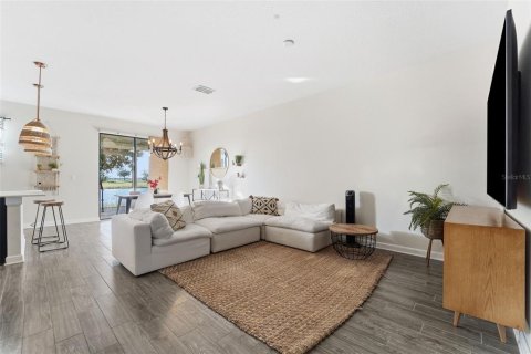 Touwnhouse à vendre à Davenport, Floride: 3 chambres, 161.74 m2 № 2099595 - photo 7