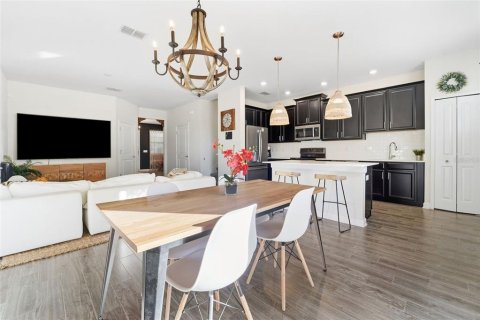 Touwnhouse à vendre à Davenport, Floride: 3 chambres, 161.74 m2 № 2099595 - photo 10