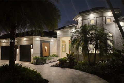 Купить виллу или дом в Плантация, Флорида 4 спальни, 294.13м2, № 1992012 - фото 9