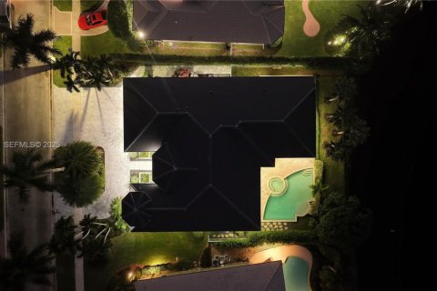 Купить виллу или дом в Плантация, Флорида 4 спальни, 294.13м2, № 1992012 - фото 11