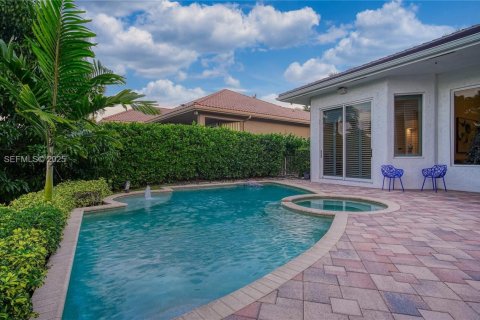 Купить виллу или дом в Плантация, Флорида 4 спальни, 294.13м2, № 1992012 - фото 28