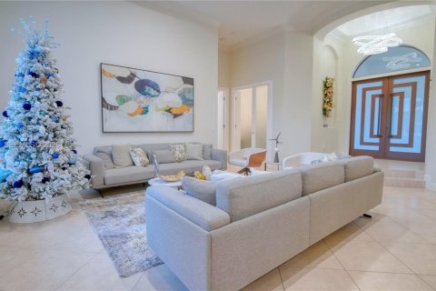 Купить виллу или дом в Плантация, Флорида 4 спальни, 294.13м2, № 1992012 - фото 18