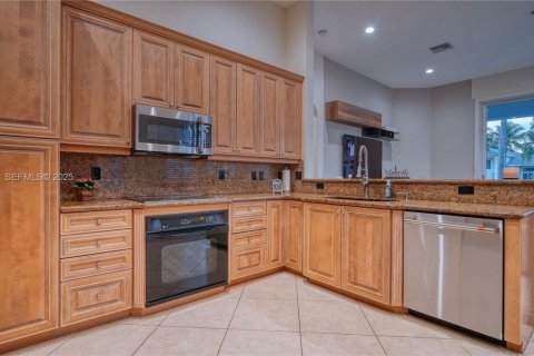 Купить виллу или дом в Плантация, Флорида 4 спальни, 294.13м2, № 1992012 - фото 25