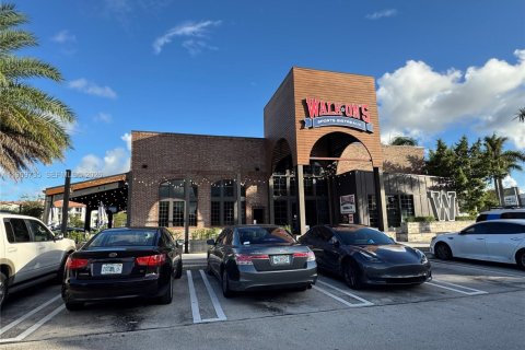 Townhouse in Miami, Florida 4 bedrooms, 171.4 sq.m. № 2042465 - photo 22