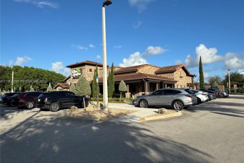 Townhouse in Miami, Florida 4 bedrooms, 171.4 sq.m. № 2042465 - photo 21