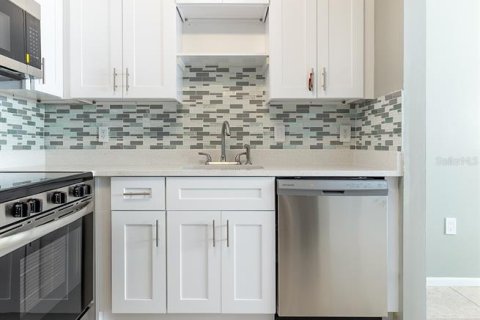Condominio en venta en Orlando, Florida, 1 dormitorio, 81.29 m2 № 1776945 - foto 10