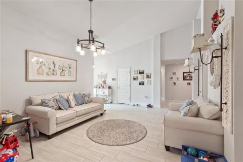Купить виллу или дом в Даннеллон, Флорида 3 комнаты, 278.99м2, № 2233397 - фото 12