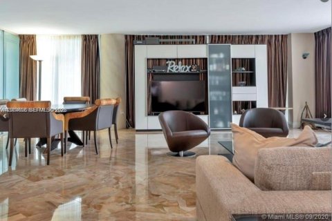 Condo in Sunny Isles Beach, Florida, 3 bedrooms  № 2068717 - photo 4